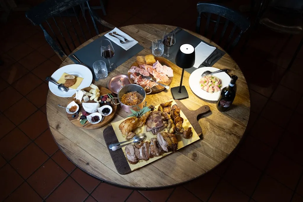 Hibou Bistrot_Sillavengo_slider_image_2