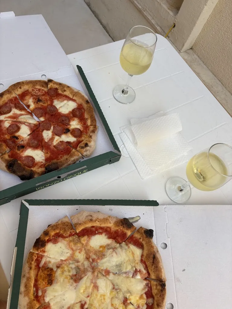 Sarah Pfister_Isonzo Cinque_Scopello_review