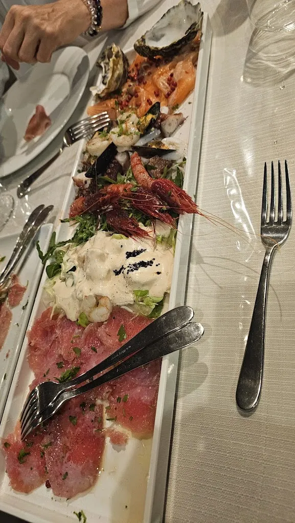 Juraj Bartosek_Osteria Qui_Scopello_review