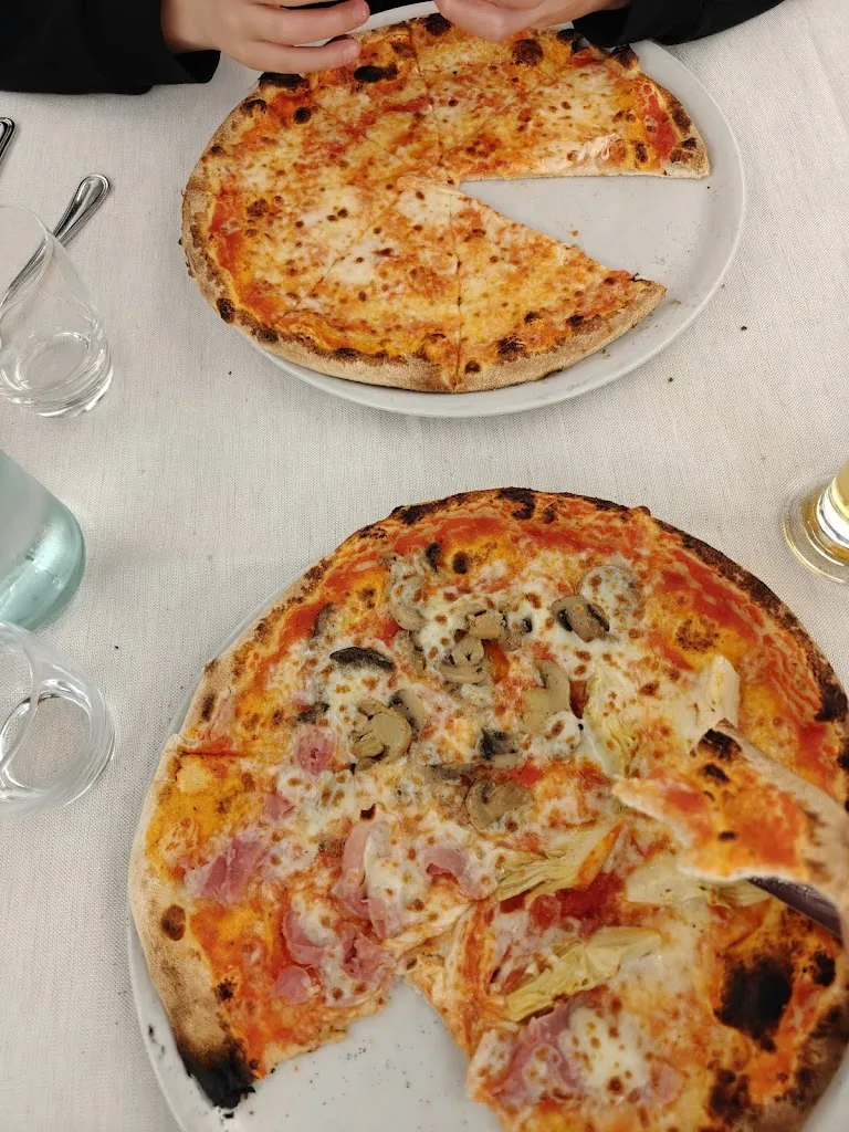 aurel laor_Pizzeria Ristorante L'Ancora_Sizzano_review