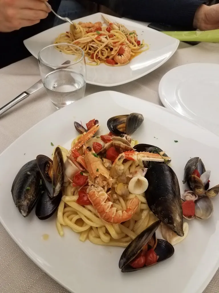 Livia Ge_Pizzeria Ristorante L'Ancora_Sizzano_review