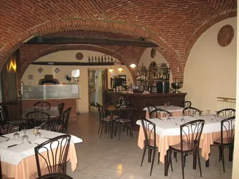 Pizzeria Piccola Luna_Solero_slider_image_1