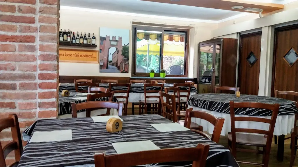 Ristorante Pizzeria Nuovi Sapori restaurant in Sommariva Perno