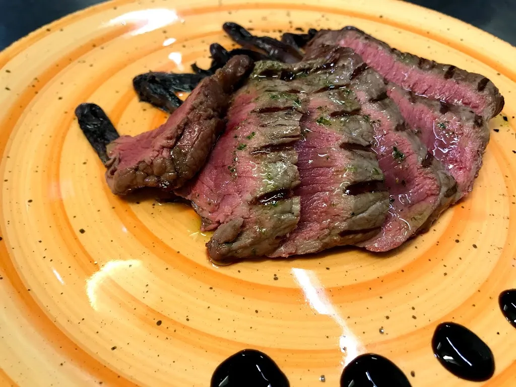 Fiordifragola Ristorante Pizzeria_Sommariva Perno_slider_image_2