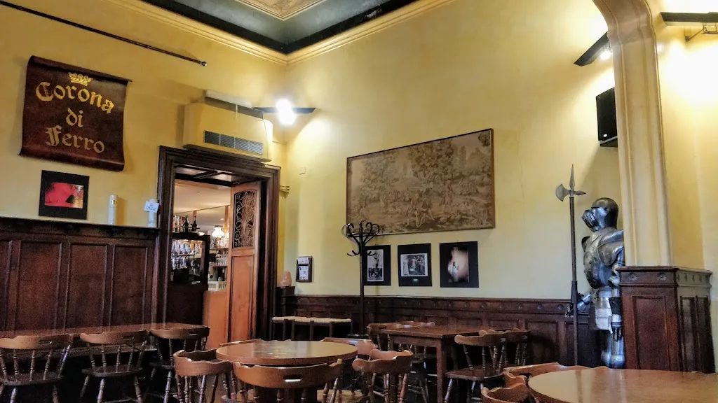 Bar Birreria Corona di ferro restaurant in Sordevolo