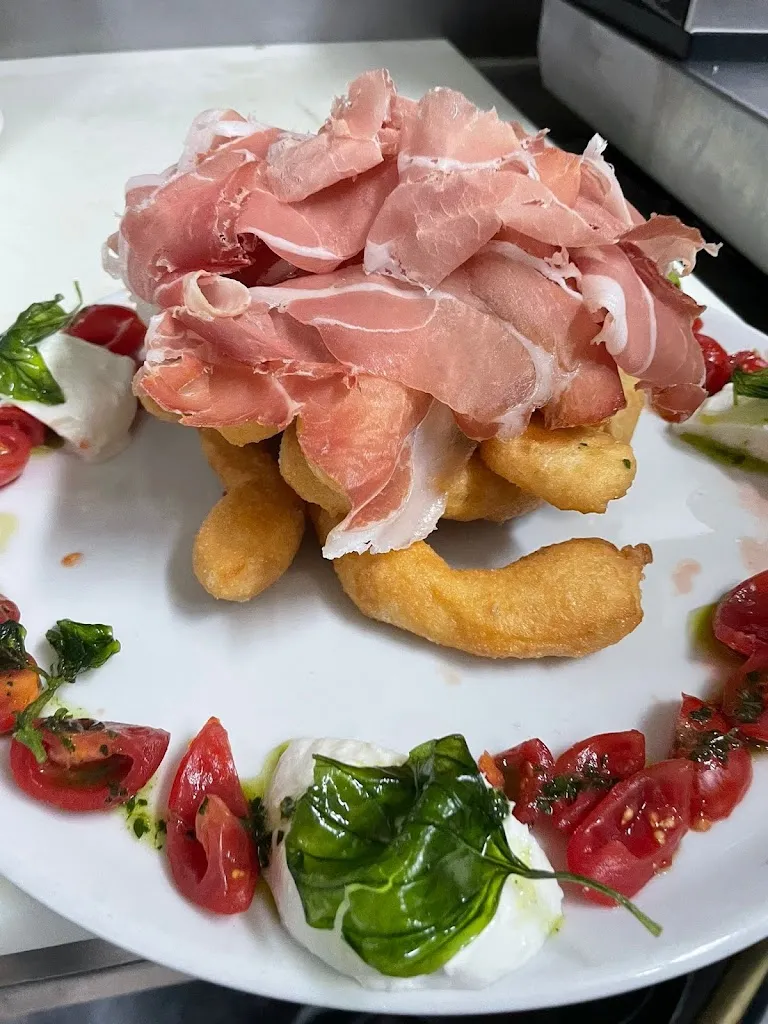 Pizzeria Ristorante Pesce Spada_Sommariva del Bosco_slider_image_3