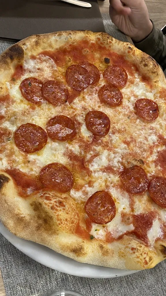 Heidi Schröder - Grob_Pizzeria il Cigno_Sommariva del Bosco_review