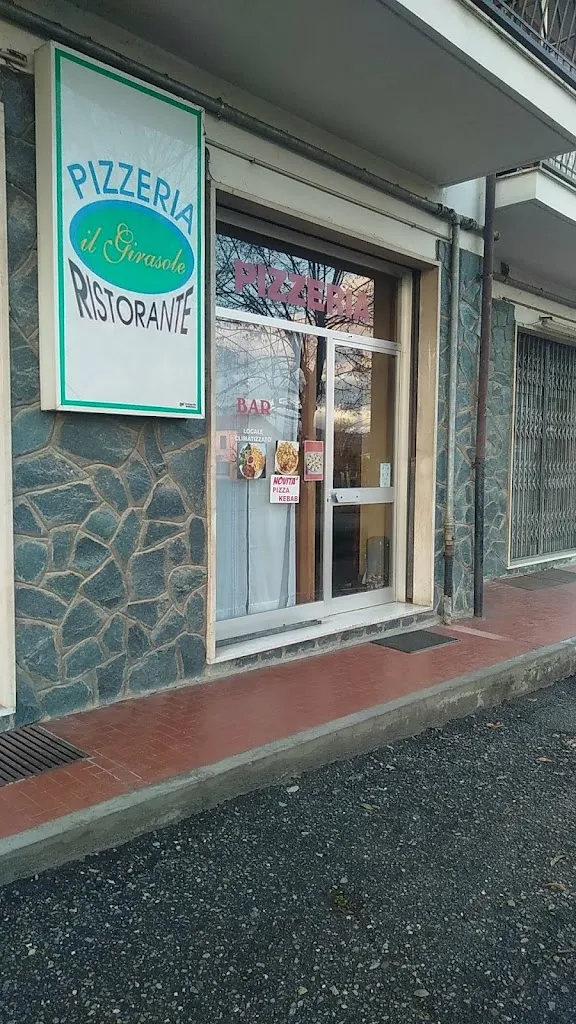 Pizzeria '' Il Girasole'' Di Ivaldi L._Strevi_slider_image_1