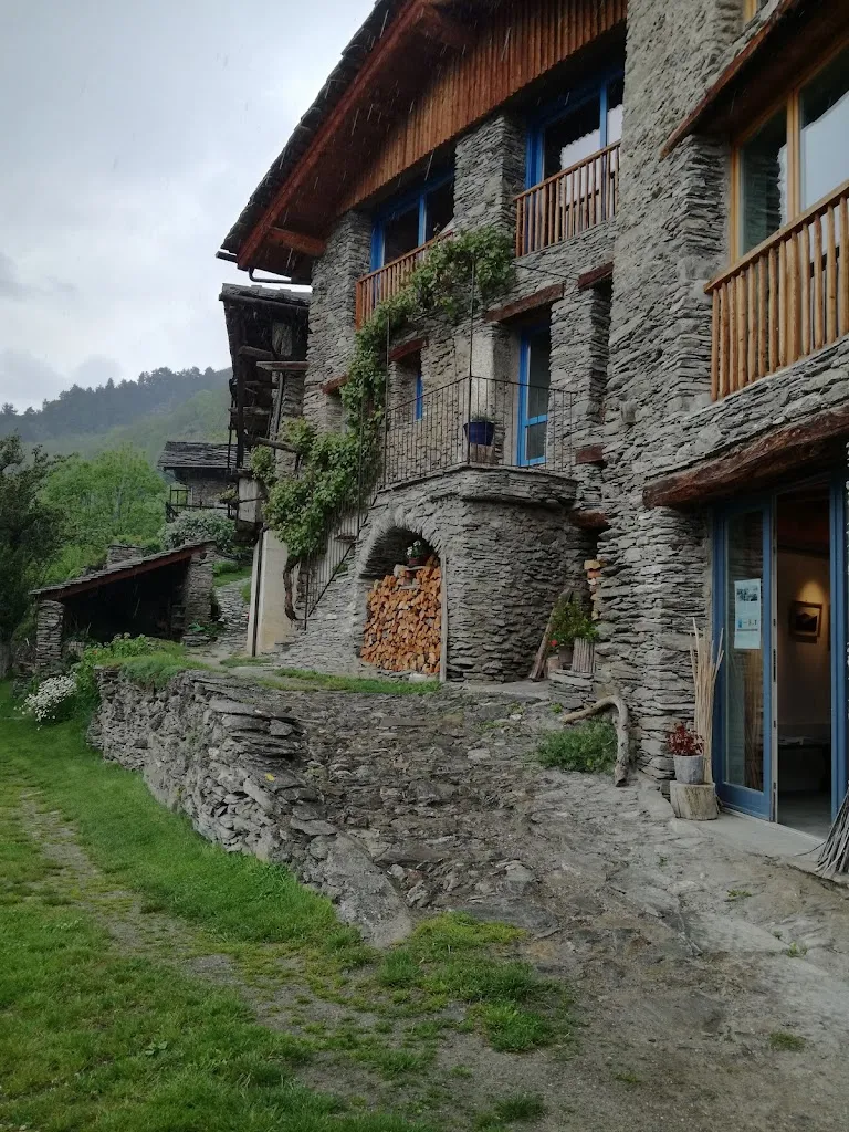 Chiara Della Vedova_Centro Culturale Borgata San Martino_Stroppo_review