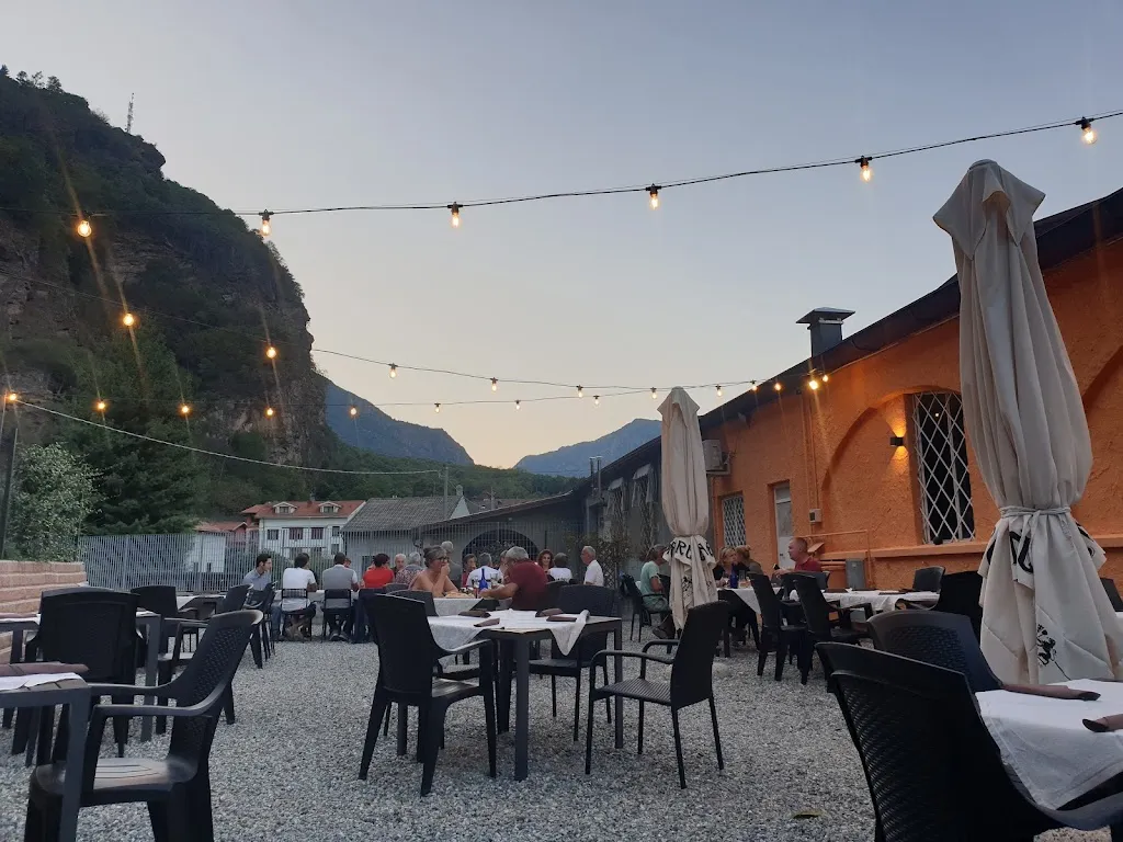 Valerie B_La Tana_Tavagnasco_review