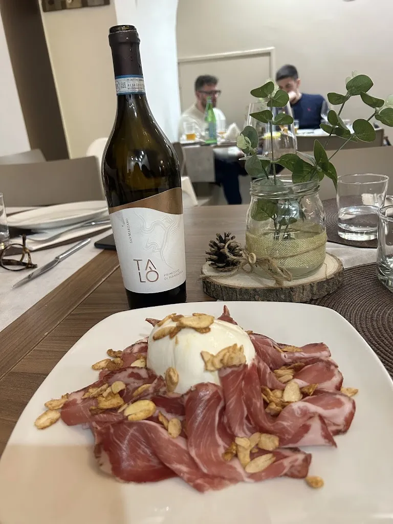 Angelica Ferro_Quattro Passi_Corato_review