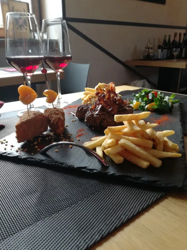 Steel_Tornaco_slider_image_2