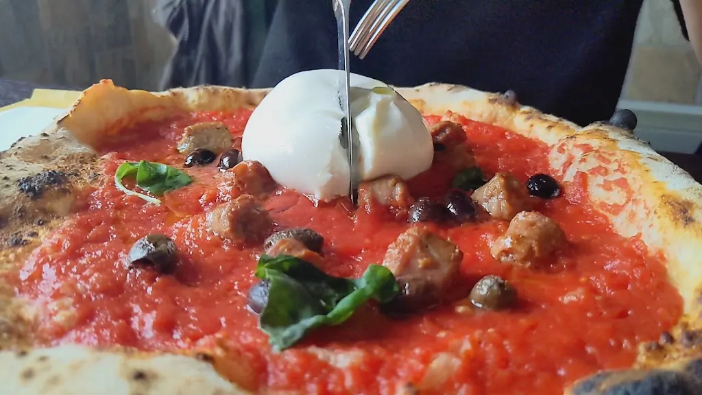 Pizzeria Scialapopolo_Torrazza Piemonte_slider_image_2