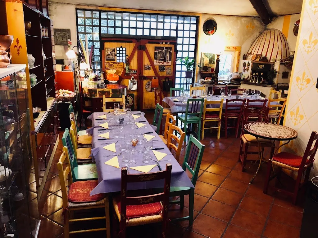 Caffè Esedra Harihama restaurant in Torre Canavese