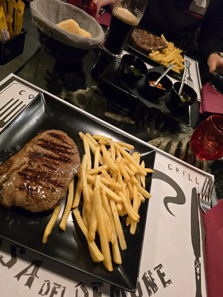 B_La Casa Del Demone_Torino_recensione