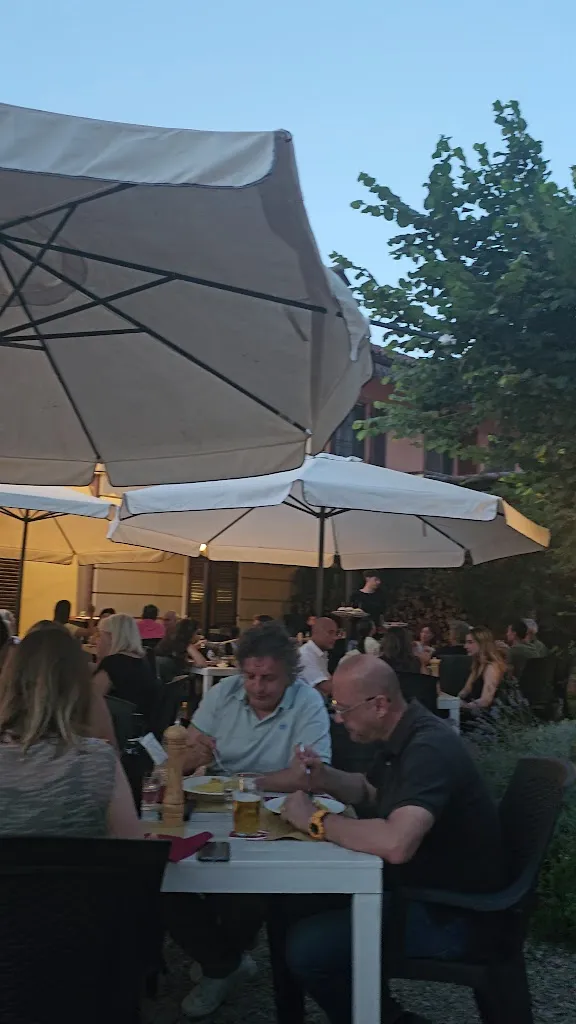 Ombelico - Bistrot in cascina - Rivoli_Tetti Neirotti_slider_image_2