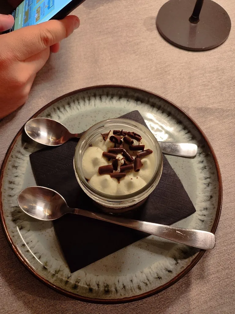 giulia ambrosi_ALEXANDER RIVOLI *****_Tetti Neirotti_review