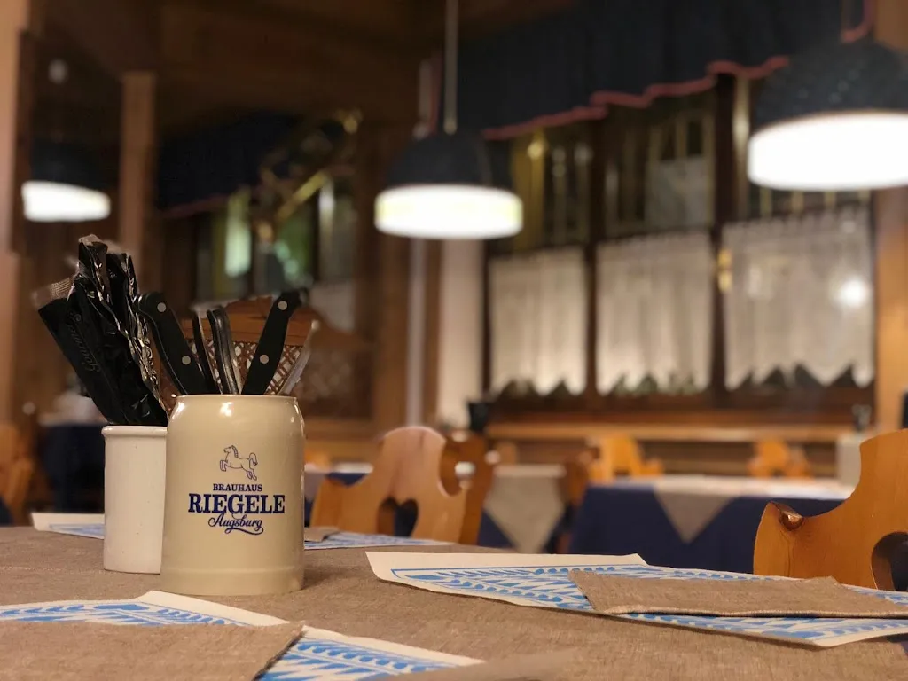 Gunther Stube_Torrion Quartara_slider_image_1