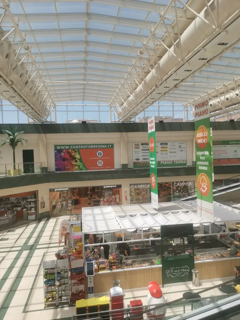 Torresina - Centro Commerciale_Torresina_slider_image_3