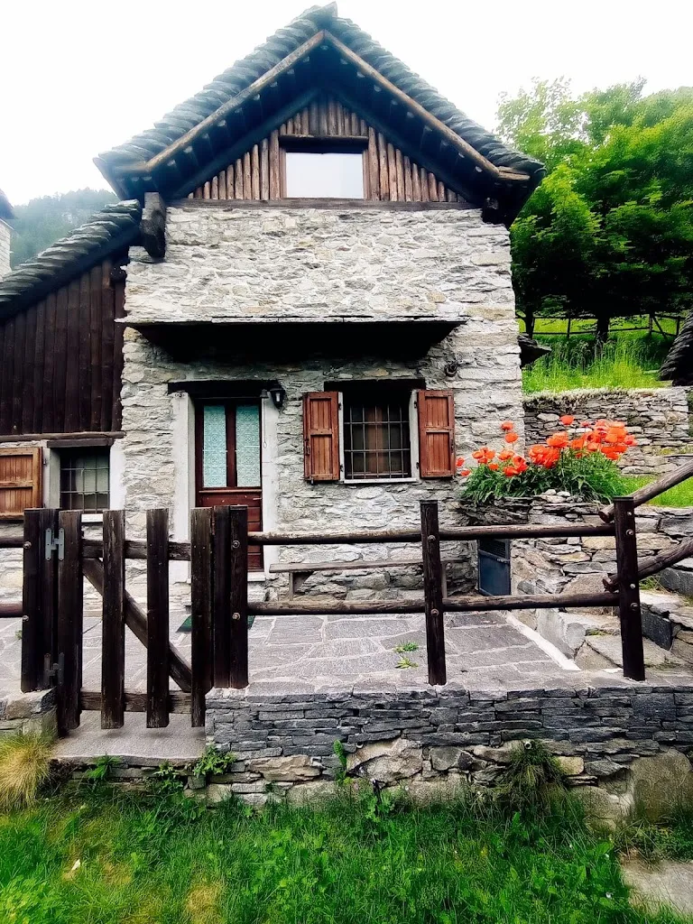 M. D.C._Agriturismo Bugliaga Dentro da Massimo e Licia_Trasquera_recensione