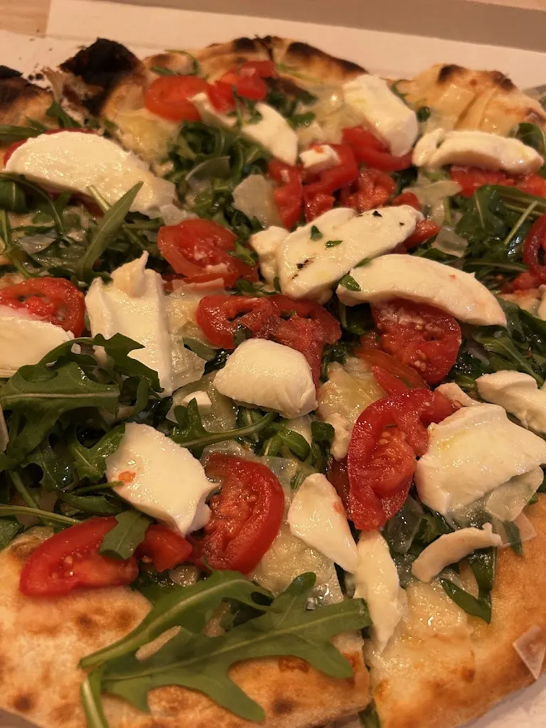 Elisa Di Prospero_Mangia & Taci_Trino_review