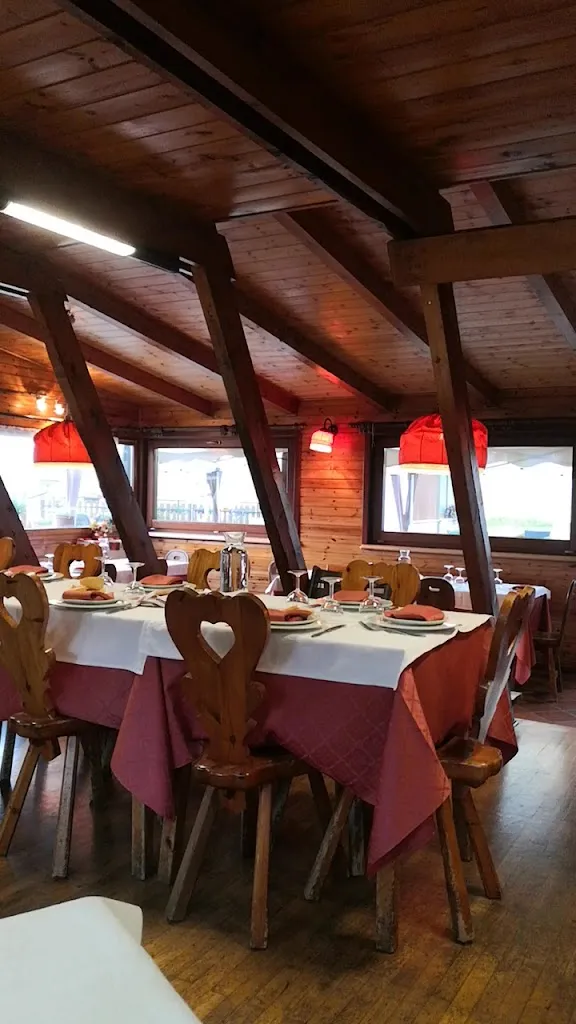 Albergo Ristorante Pian Benot Nei e Soleil_Usseglio_slider_image_2