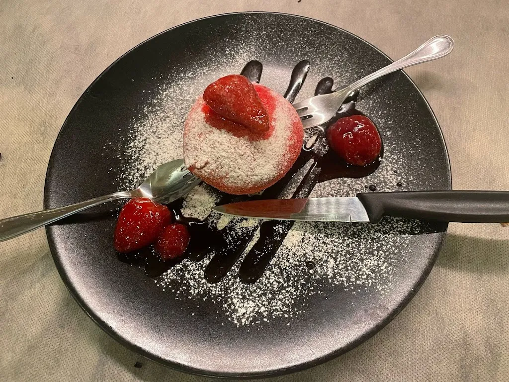 Calista Narta_Al Confine_Trofarello_review