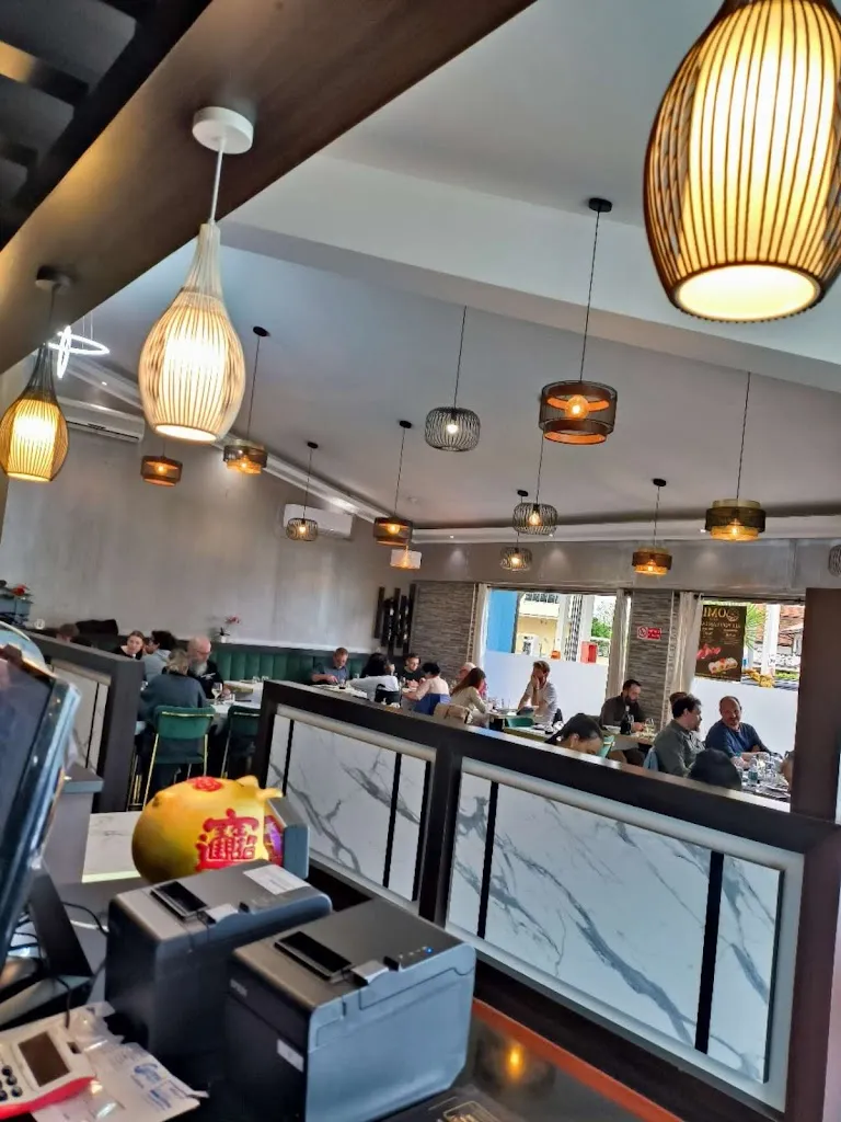 Ristorante Omi Sushi restaurant in Trofarello