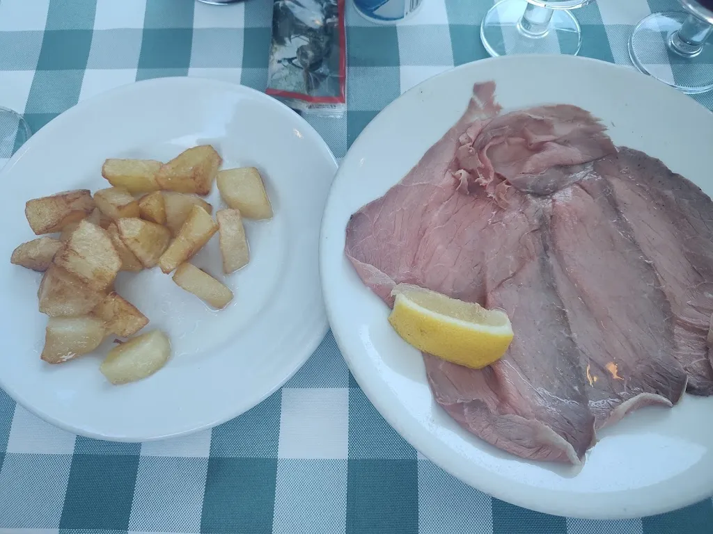 Sarah Fois_Locanda Ristorante Cacciatori_Val della Torre_review