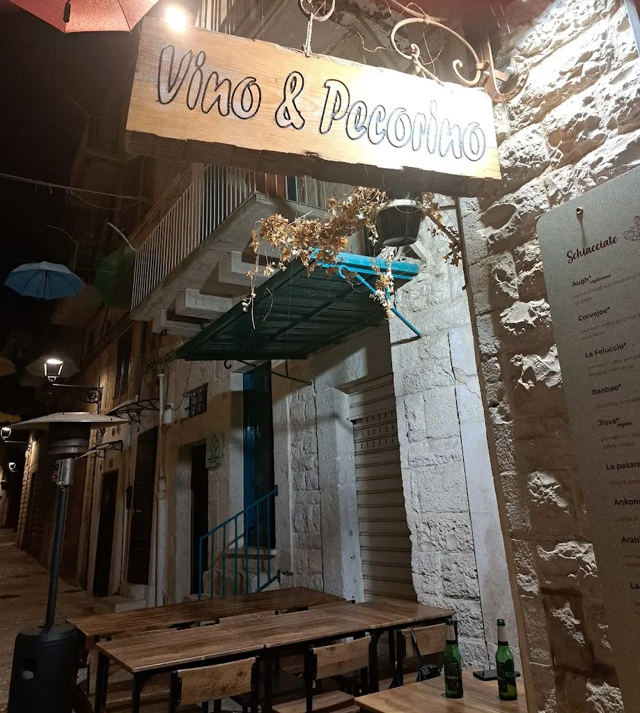 alessandra fusiello_Vino e Pecorino_Corato_review