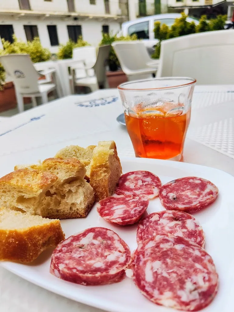 Bar il Ritrovo restaurant in Valgioie