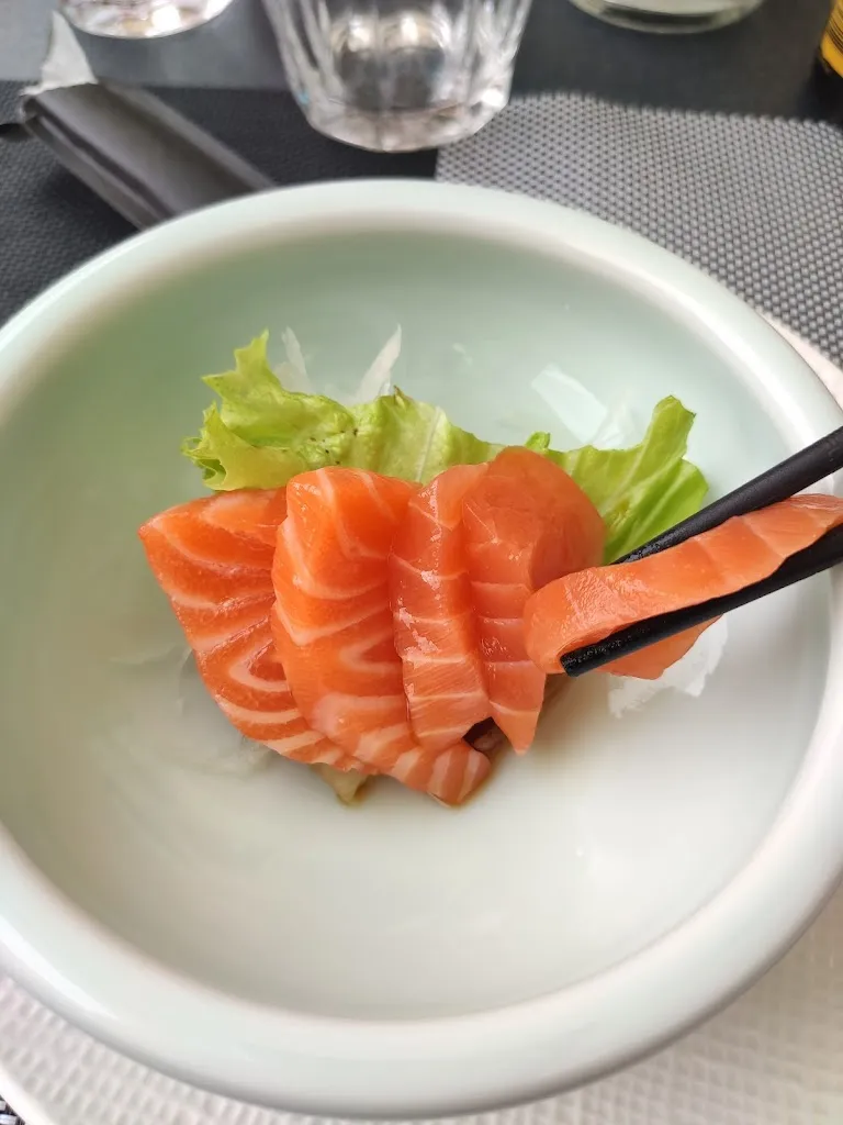 Aster Hastur_Le Mout_Valenza_review