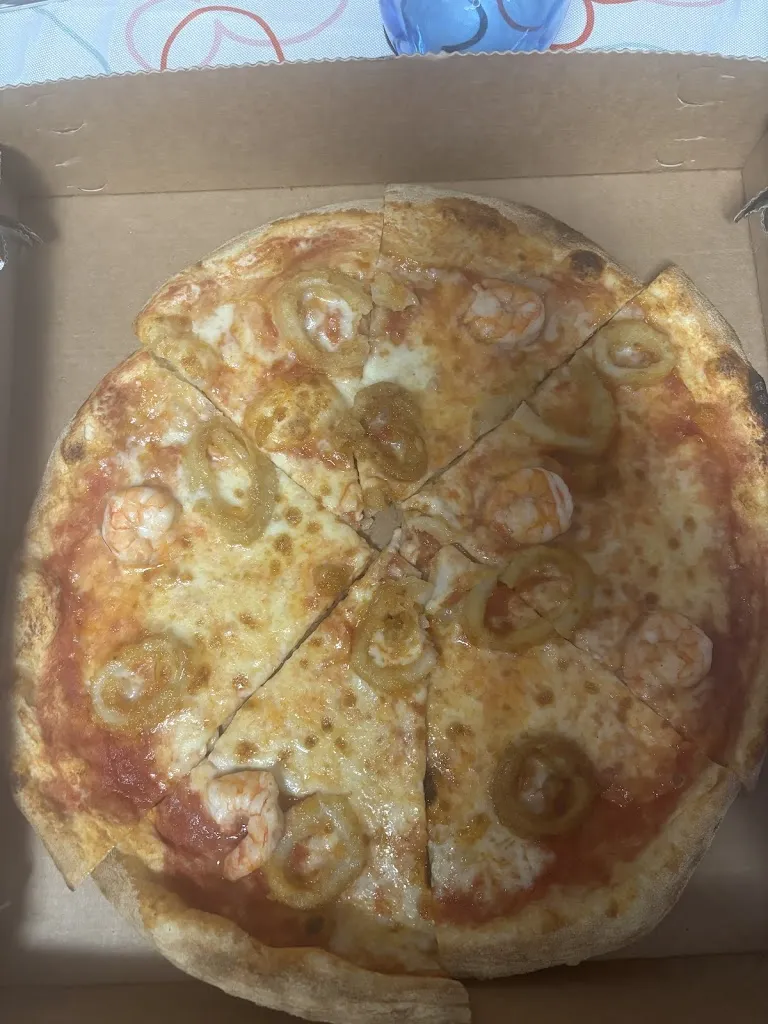 Giulia Gavinelli_Caruso pizzeria con cucina_Trecate_review