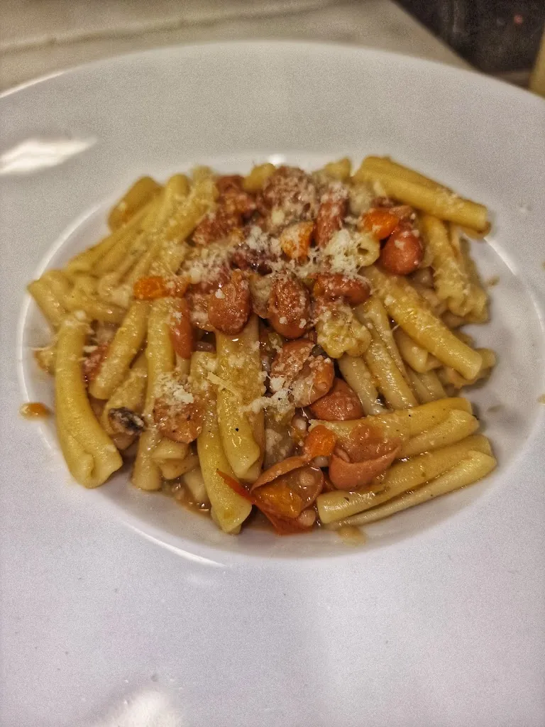 Caruso pizzeria con cucina_Trecate_slider_image_3