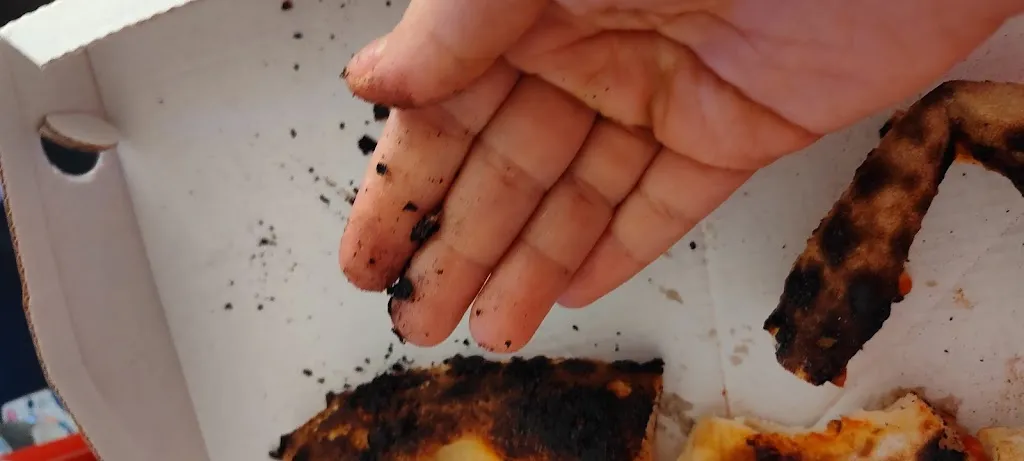 Andrea Cardano_Sky bar pizzeria_Trecate_review