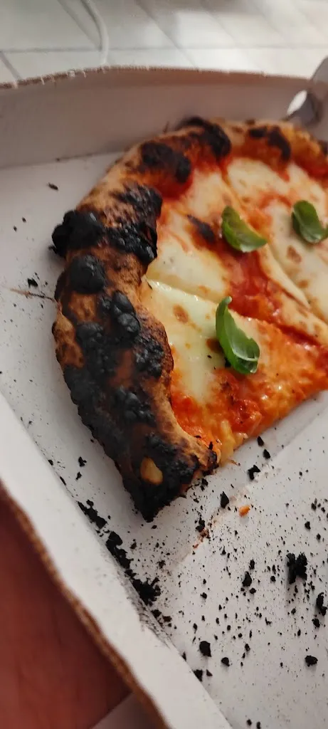 Sky bar pizzeria_Trecate_slider_image_3