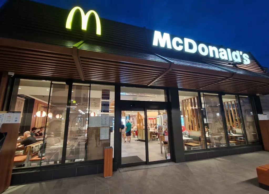 McDonald's Trecate restaurant in Trecate