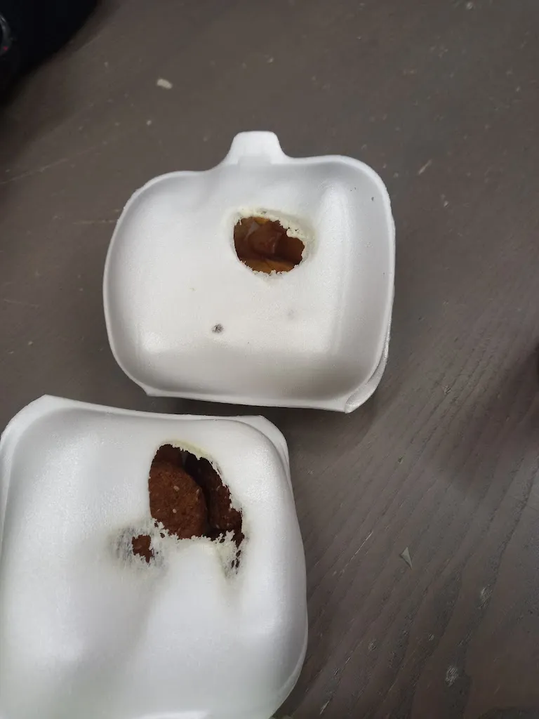 Andrea_Royal Kebab & Pizza_Trecate_review