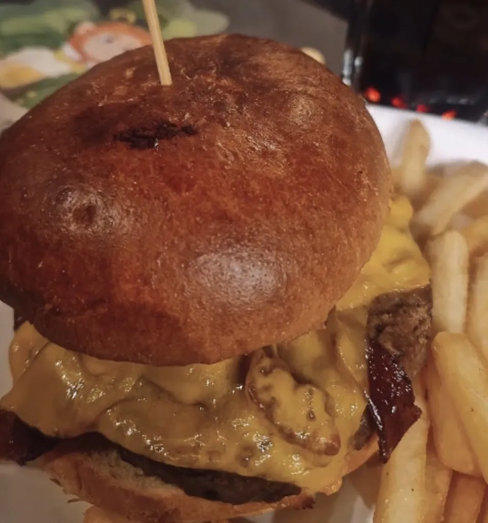 Andrea Del Vecchio_Pub The clover_Valperga_recensione