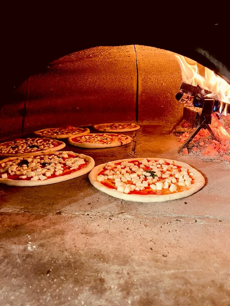 Pizzeria Monelli_Valperga_slider_image_3