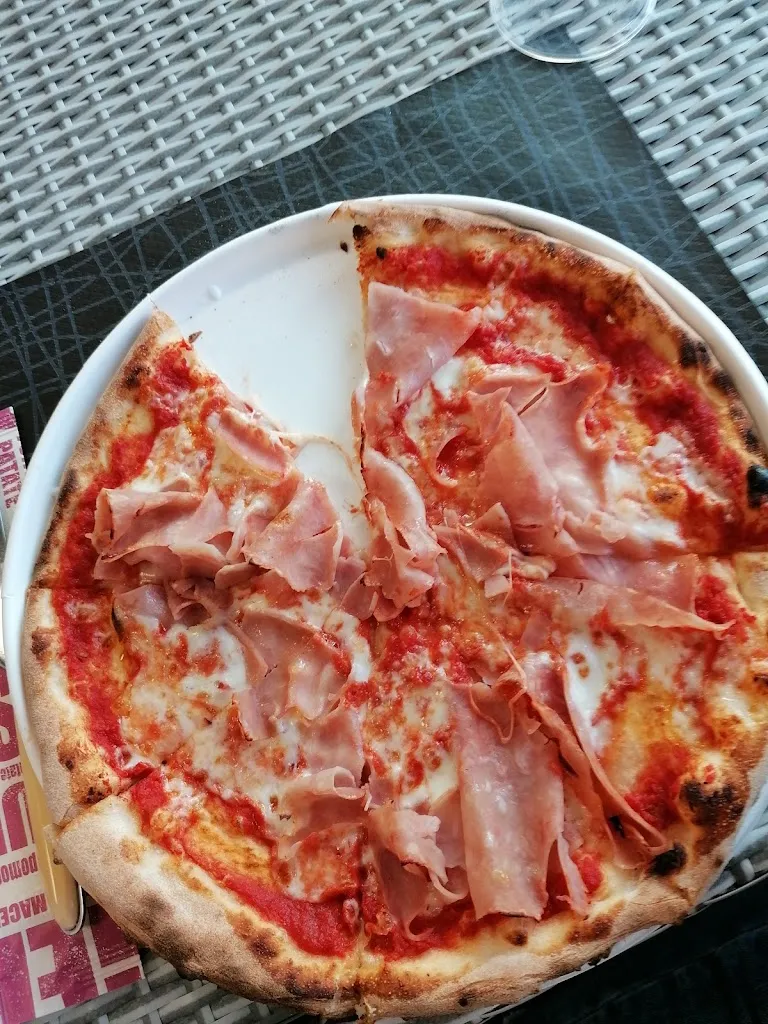 Julia Eggenberger_Le tre perle di Gravina Daniele_Varallo Pombia_review