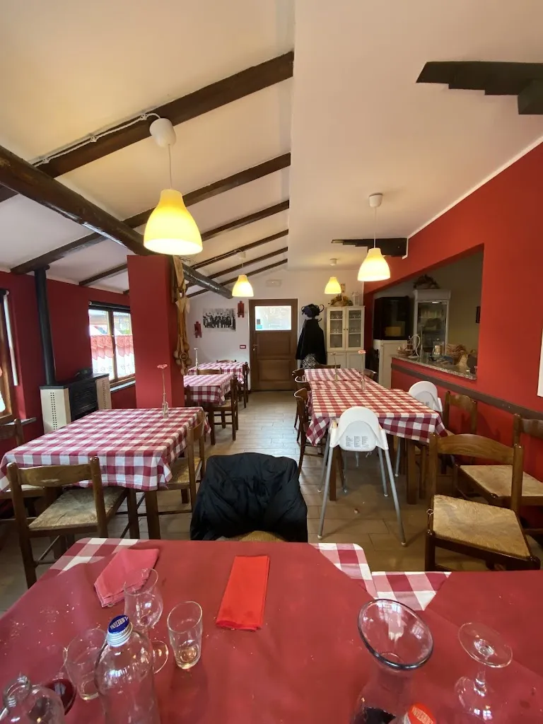 Ristorante La Lum E Il Cassù restaurant in Varallo