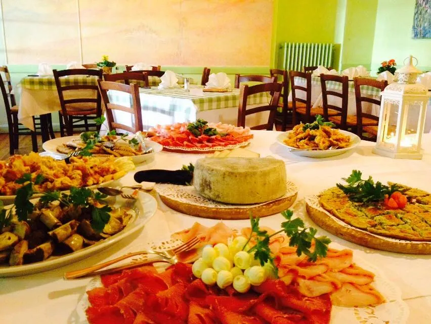 Ristorante Pizzeria La Sfinge_Varallo_slider_image_2