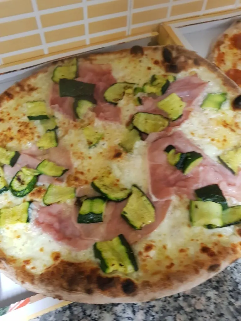 Menu_Pizza 23_Vergnasco_image_5