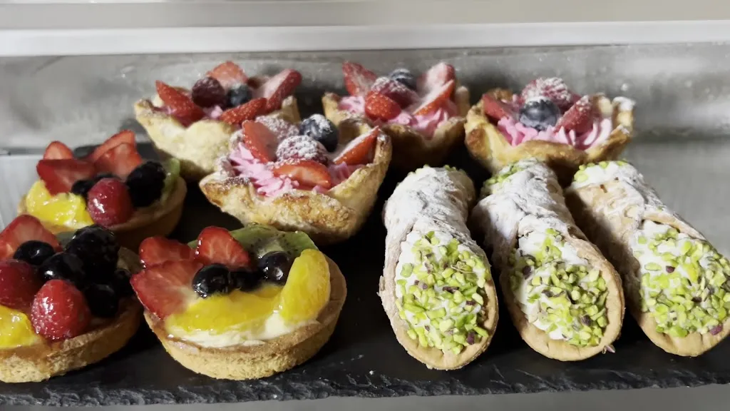 Aida Maria Huzuneanu_Il Ritrovo_Verolengo_review