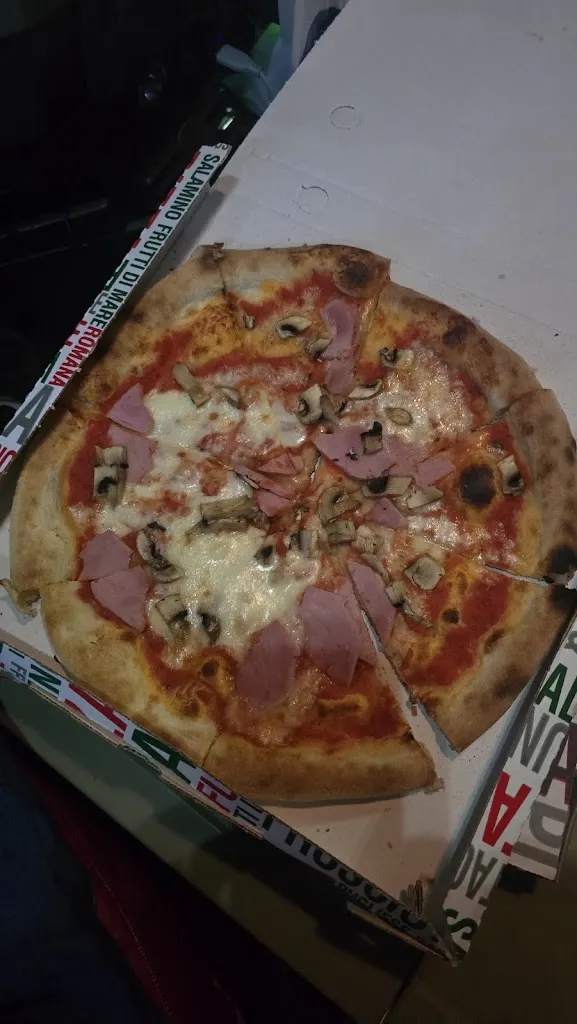 Pizzeria Kebab Sharm_Verolengo_slider_image_3