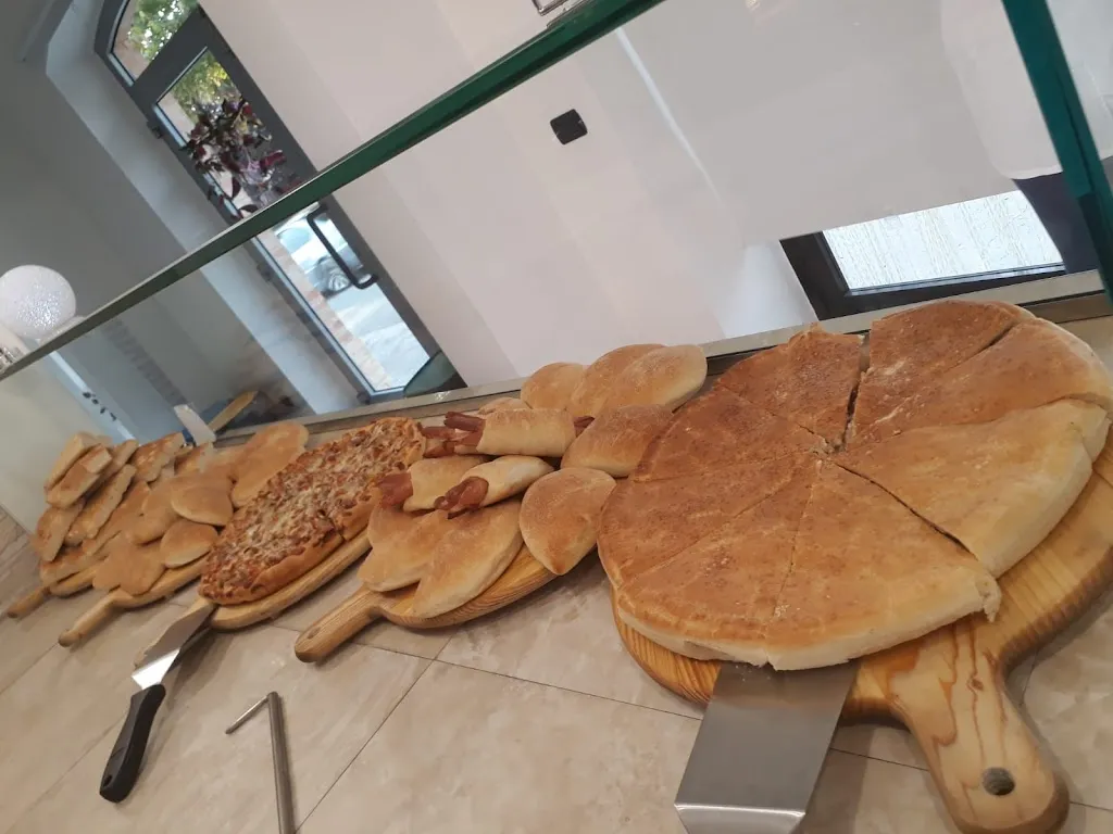 Menu_Pizzeria Il Borgo_Ancarano_image_6