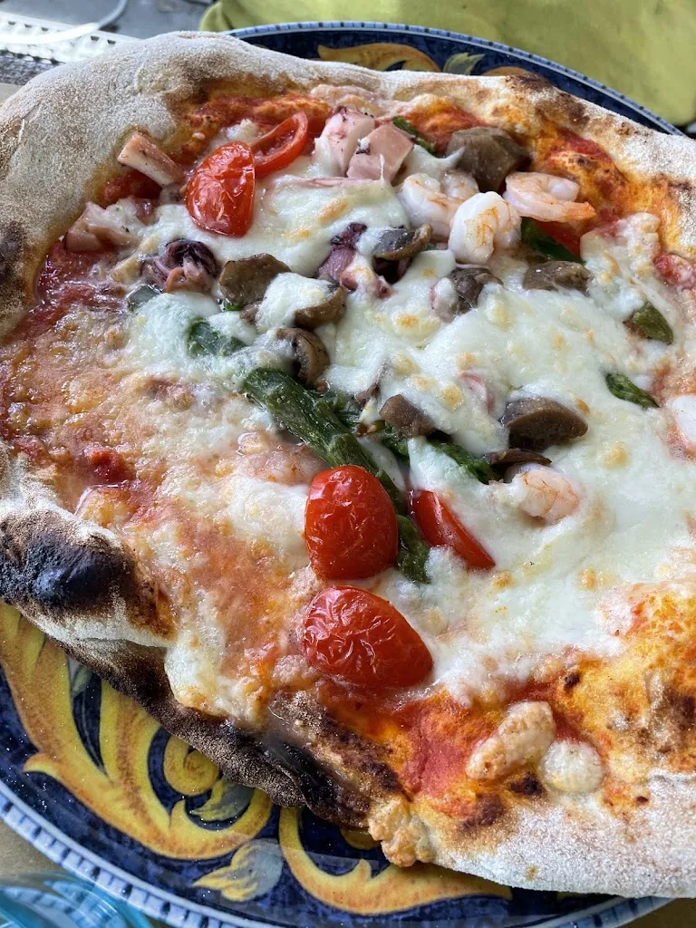 andrea matteo biolatti_Re Artù_Vezza d'Alba_review