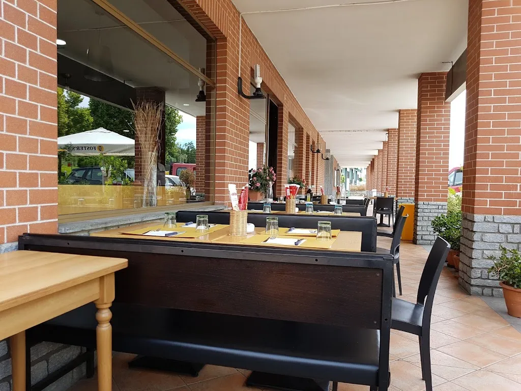 Re Artù restaurant in Vezza d'Alba