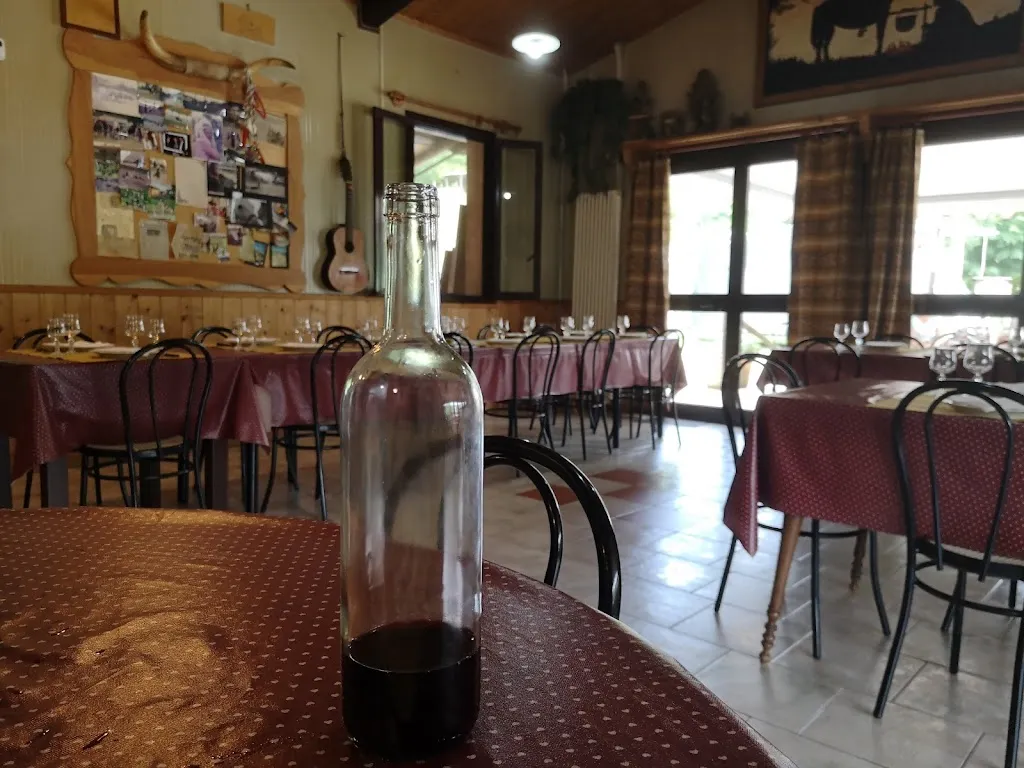 Agriturismo Margherita restaurant in Viarigi